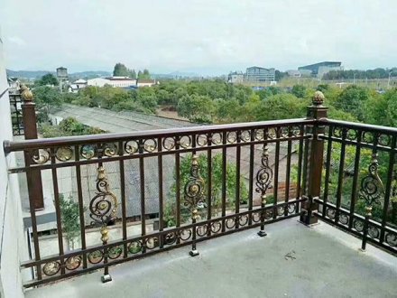 陽臺欄桿用什么材質好？